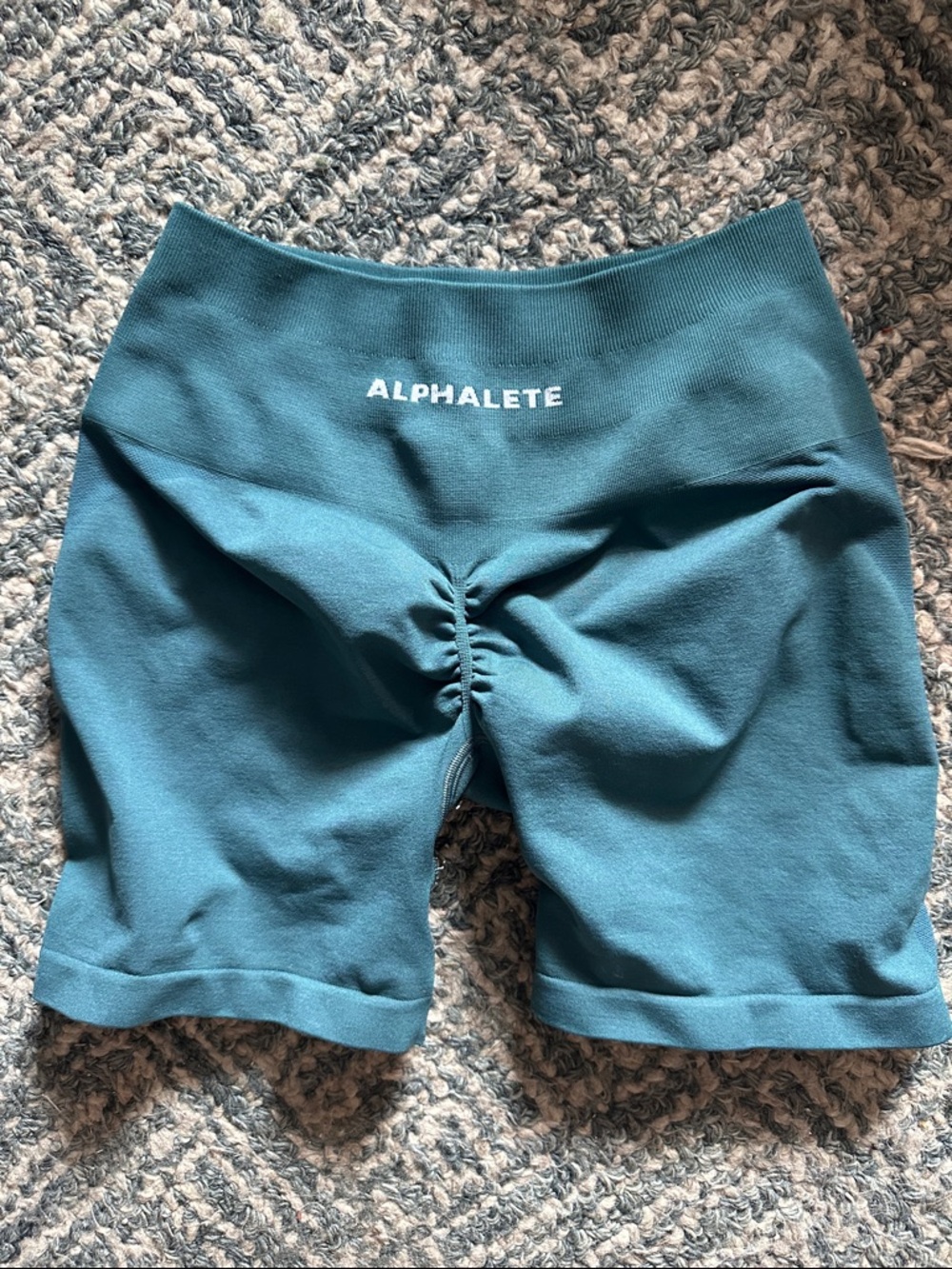 Alphalete Amplify shorts